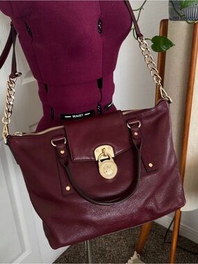 Authentic Michael Kors Hamilton Traveler Large Tote - Burgundy Pebbled Leather